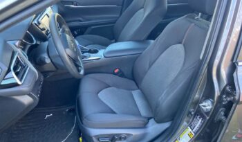 Used Toyota Camry 2018 passenger-car full